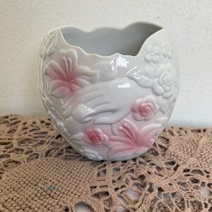 Vintage raised floral hands White and Pink  planter